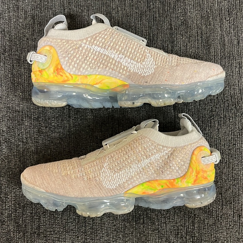 Girls Air Vapormax 2020 Flyknit Light Bone/White Grey Fog Sail No Laces